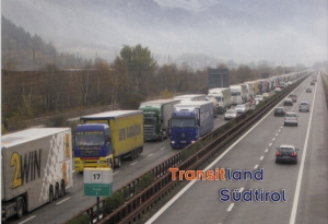 Anti-Transit-Postkarten für die Südtiroler Landesregierung